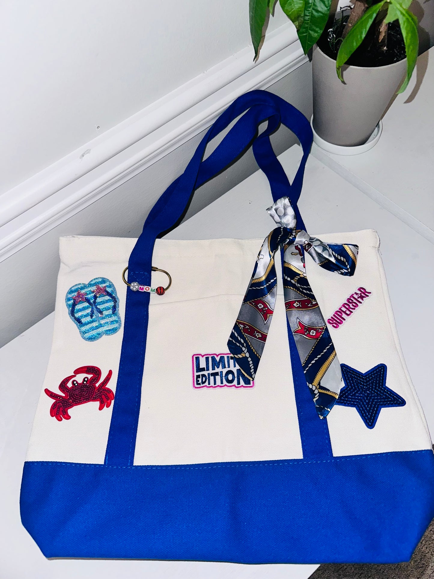 Coastal Charm Tote – Limited Edition 💙