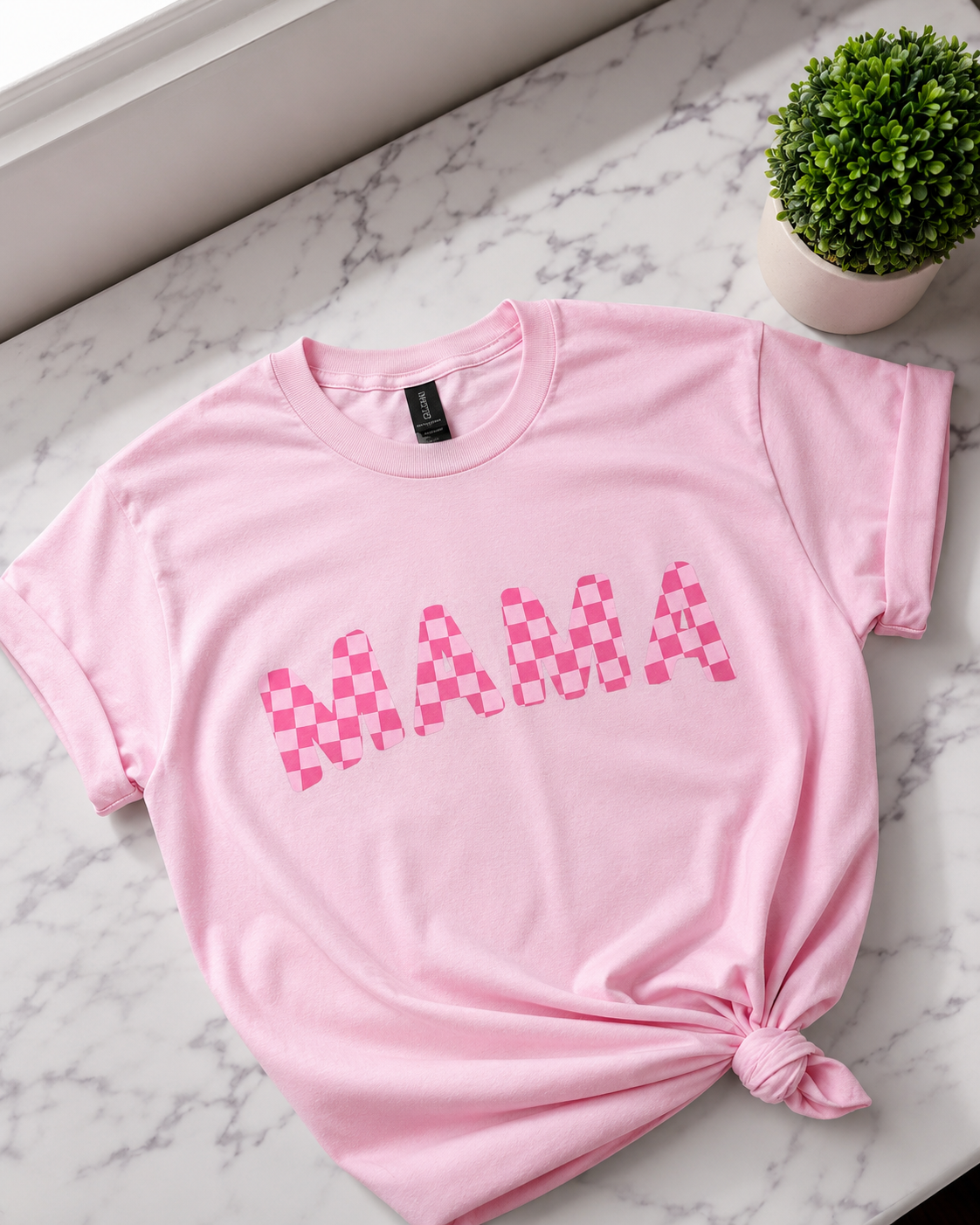 Mama Checkerboard Tee – Pink